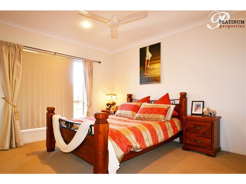 34 Blossom Street, Pimpama QLD 4209