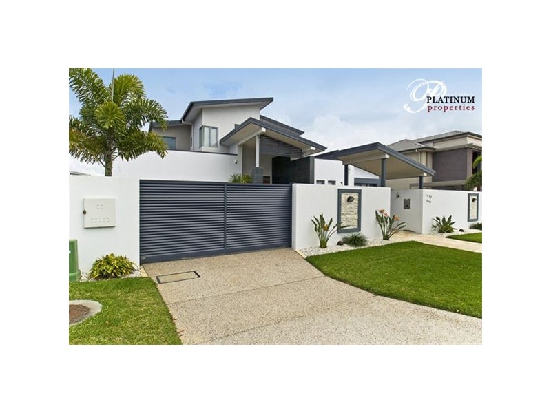 45 Costa Del Sol, Runaway Bay QLD 4216