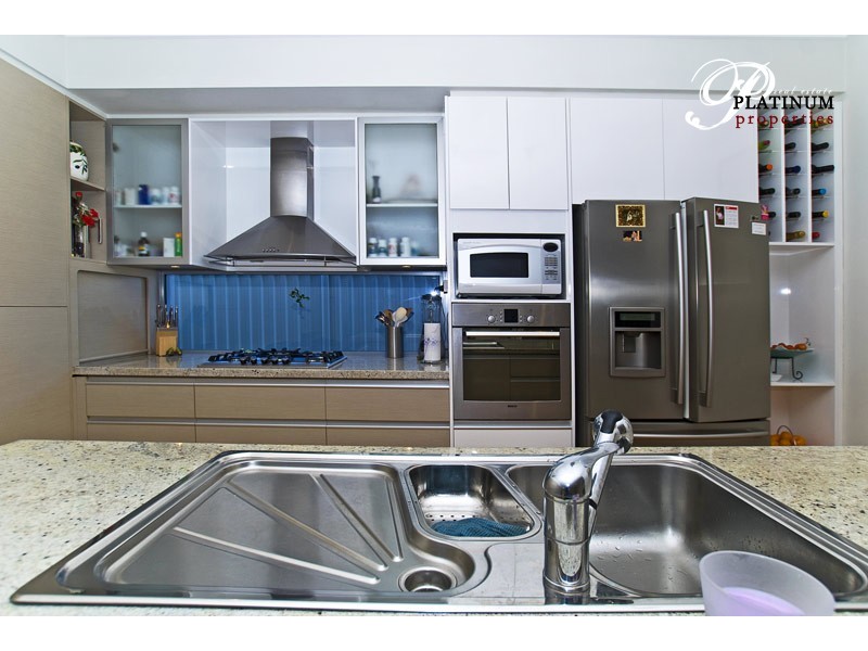 45 Costa Del Sol, Runaway Bay QLD 4216