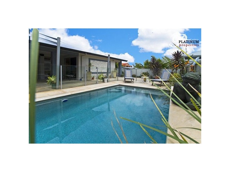45 Costa Del Sol, Runaway Bay QLD 4216