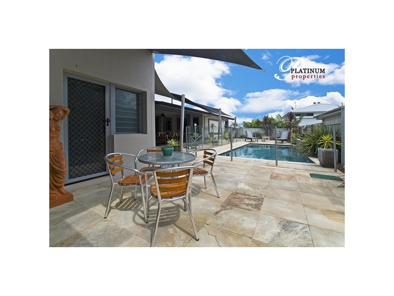 45 Costa Del Sol, Runaway Bay QLD 4216