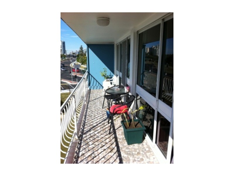 Level 3 8/402 Marine Parade, Biggera Waters QLD 4216