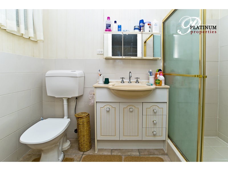 17 Cotlew Street, Southport QLD 4215