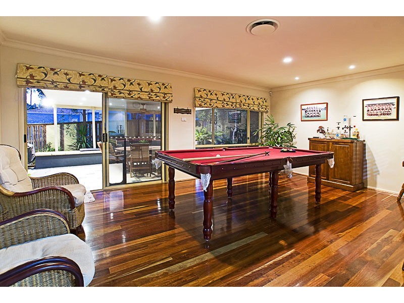 44 Crestwood Drive, Molendinar QLD 4214