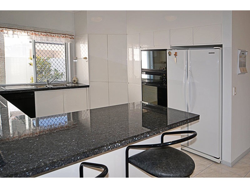 28 Sundance Way, Runaway Bay QLD 4216