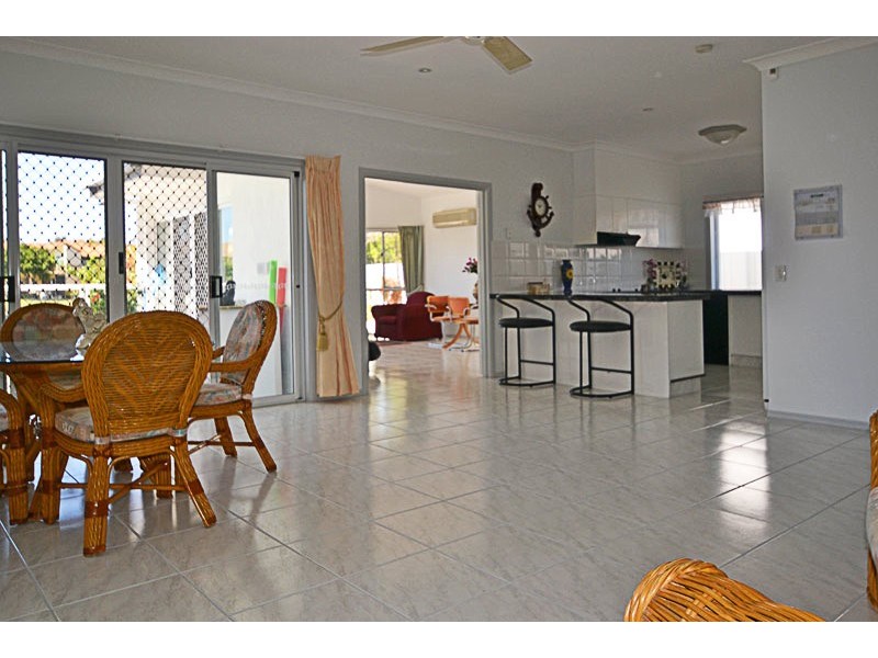 28 Sundance Way, Runaway Bay QLD 4216