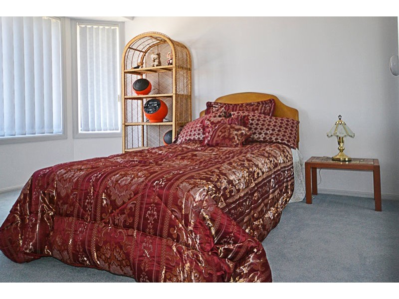 28 Sundance Way, Runaway Bay QLD 4216