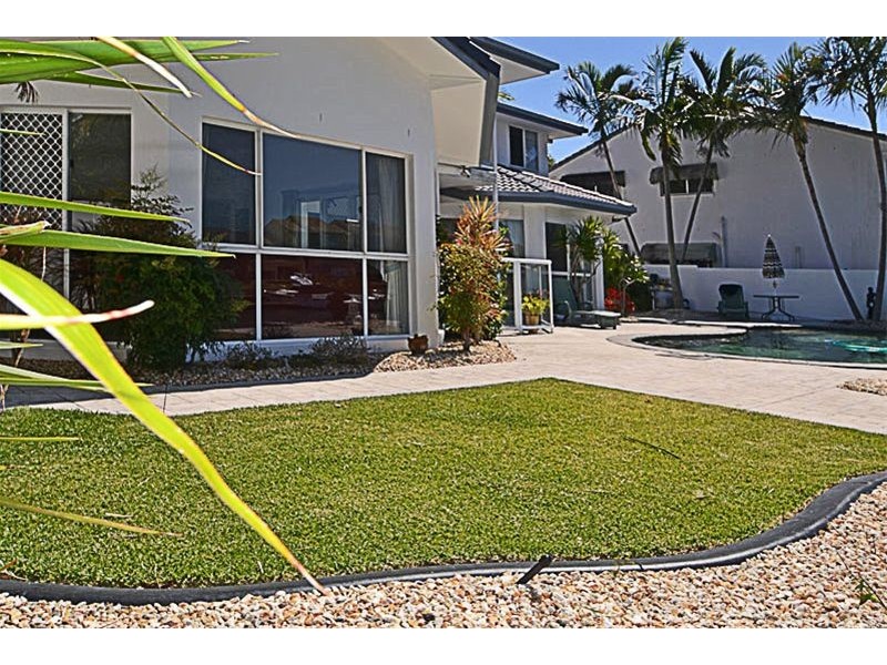 28 Sundance Way, Runaway Bay QLD 4216