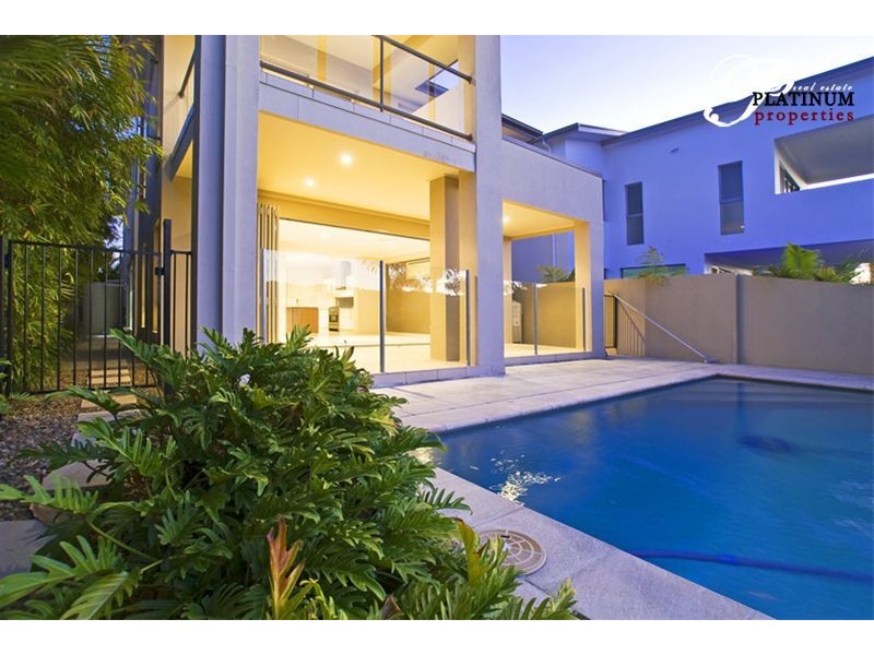 34 River Links BVD. East, Helensvale QLD 4212