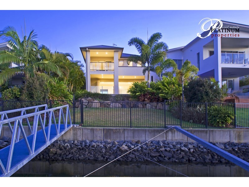 34 River Links BVD. East, Hope Island QLD 4212