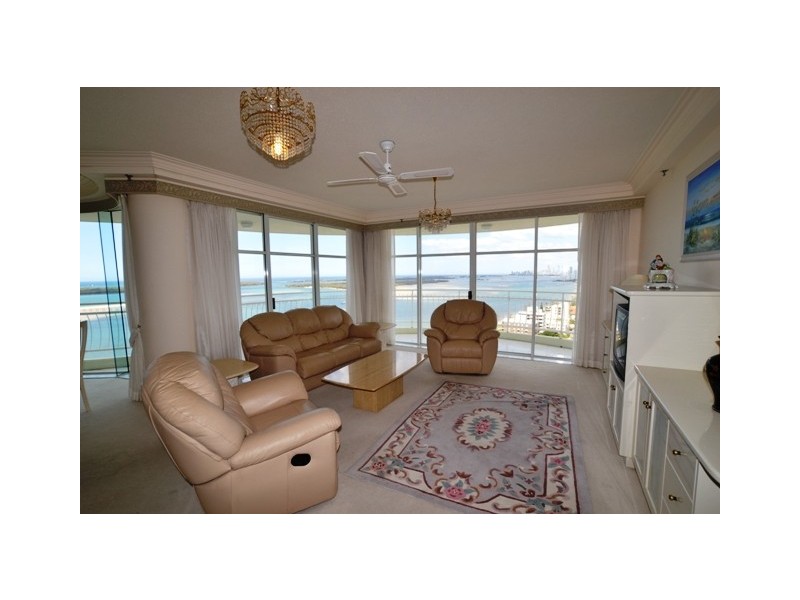 65/5 Bayview Street, Runaway Bay QLD 4216