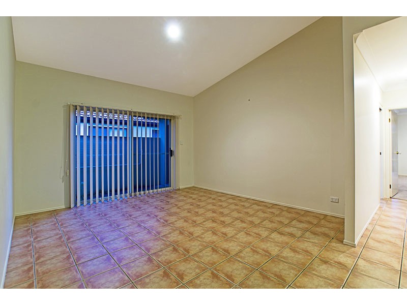 22 Wandilla Drive, Helensvale QLD 4212