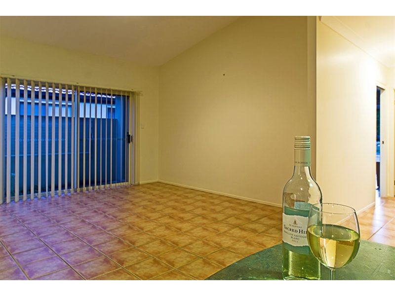 22 Wandilla Drive, Helensvale QLD 4212