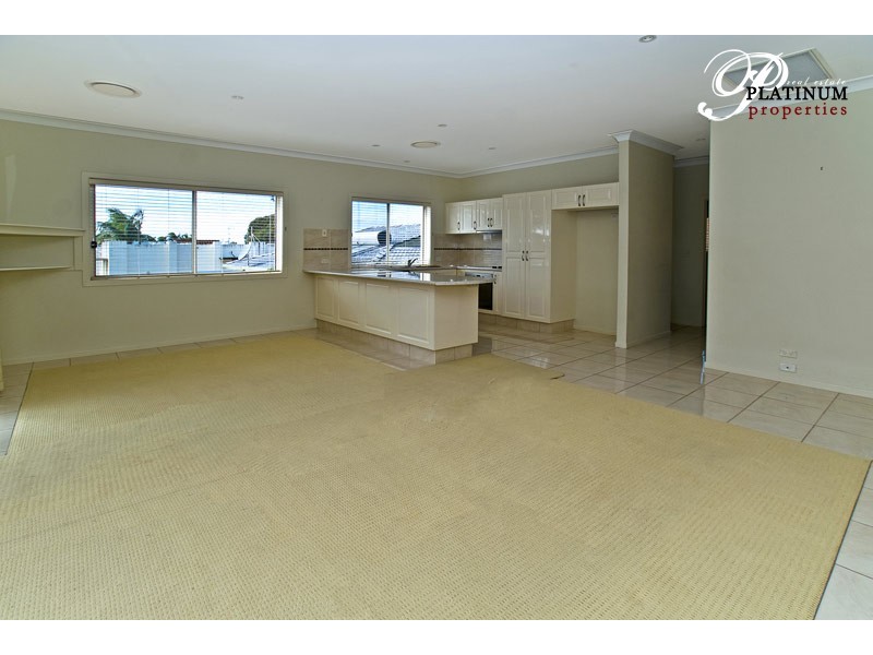 2/3 Joseph Street, Runaway Bay QLD 4216
