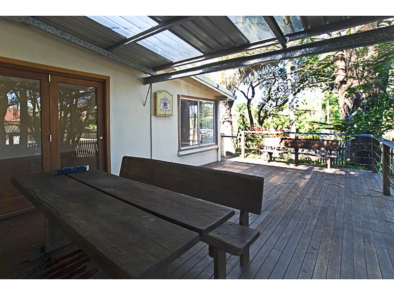 1/2 Middle Street, Labrador QLD 4215