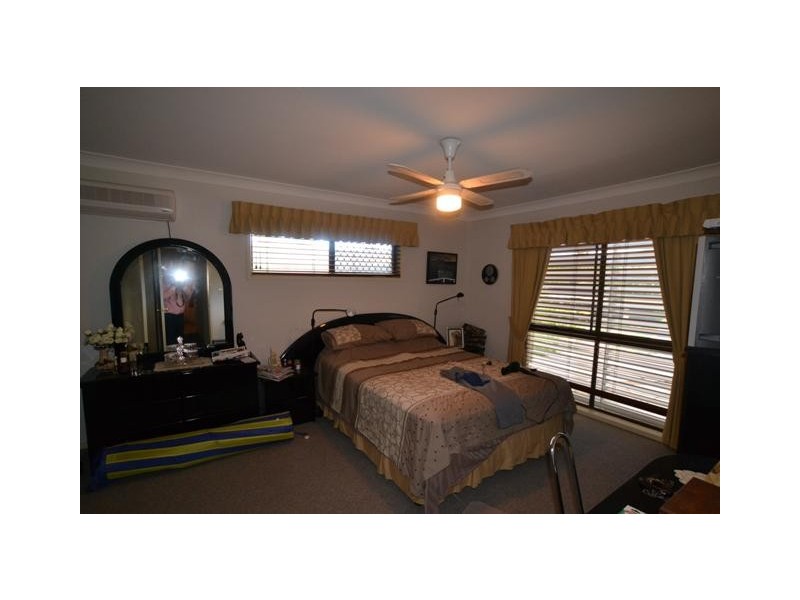 6 Cabarita Street, Biggera Waters QLD 4216