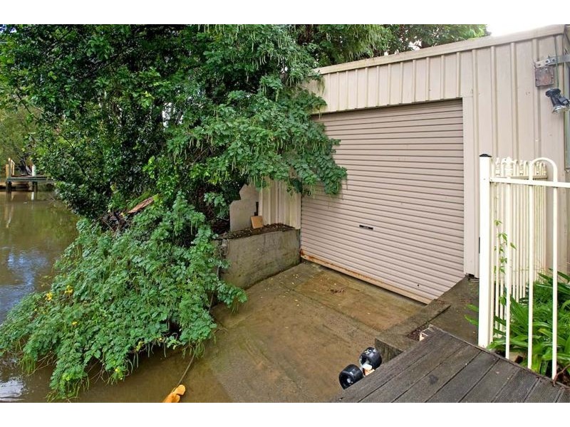 6 Cabarita Street, Biggera Waters QLD 4216