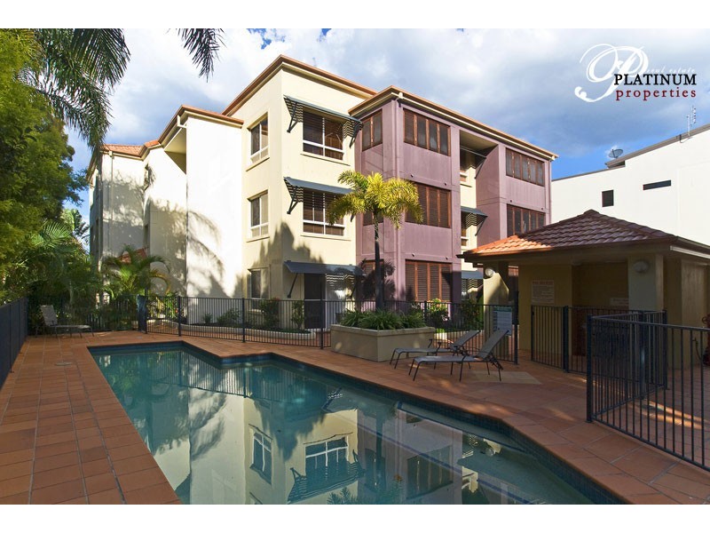 21/89 Bayview Street, Runaway Bay QLD 4216