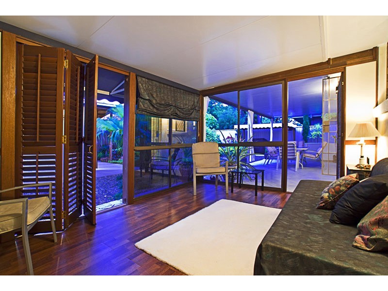 72 Bayview Street, Runaway Bay QLD 4216