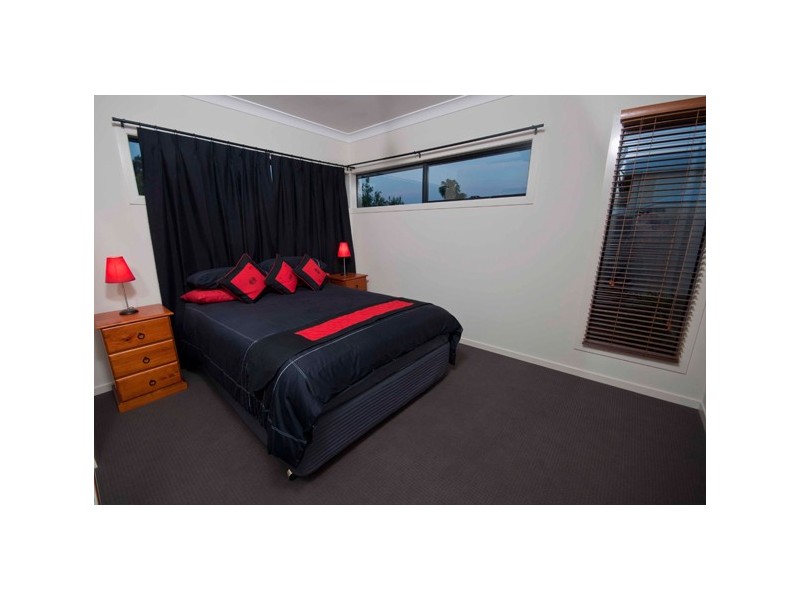 103 Compass Drive, Biggera Waters QLD 4216