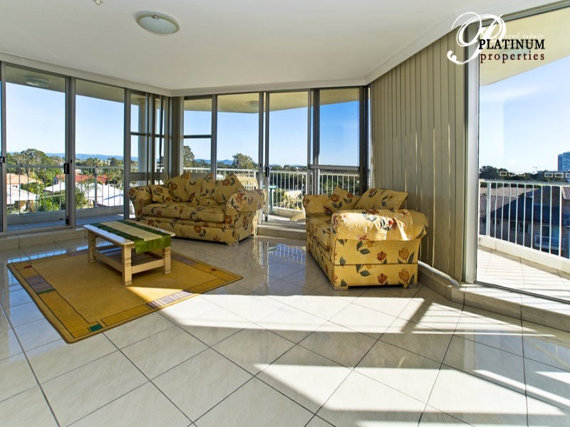 18/15 Brighton Street, Biggera Waters QLD 4216