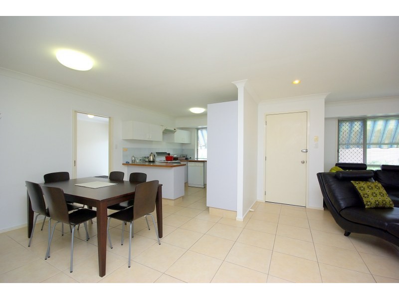 1/120 Oxley Drive, Paradise Point QLD 4216