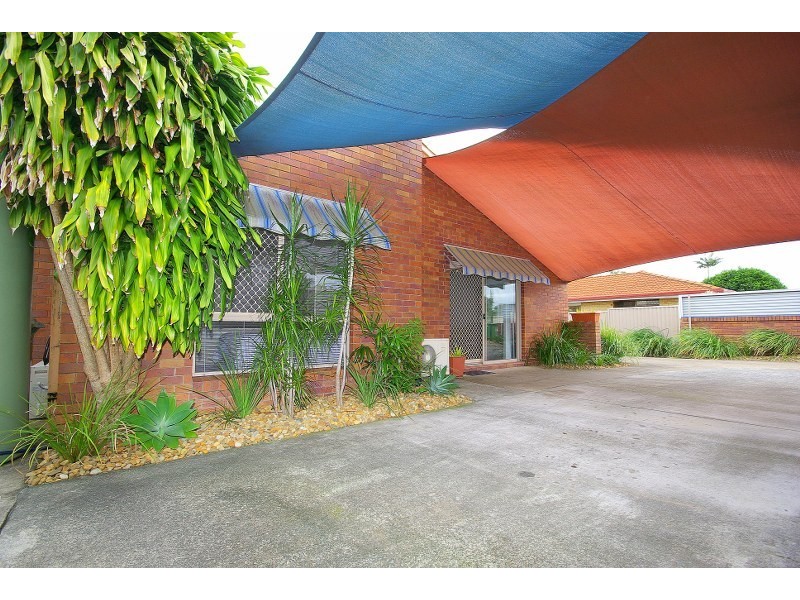 1/120 Oxley Drive, Paradise Point QLD 4216