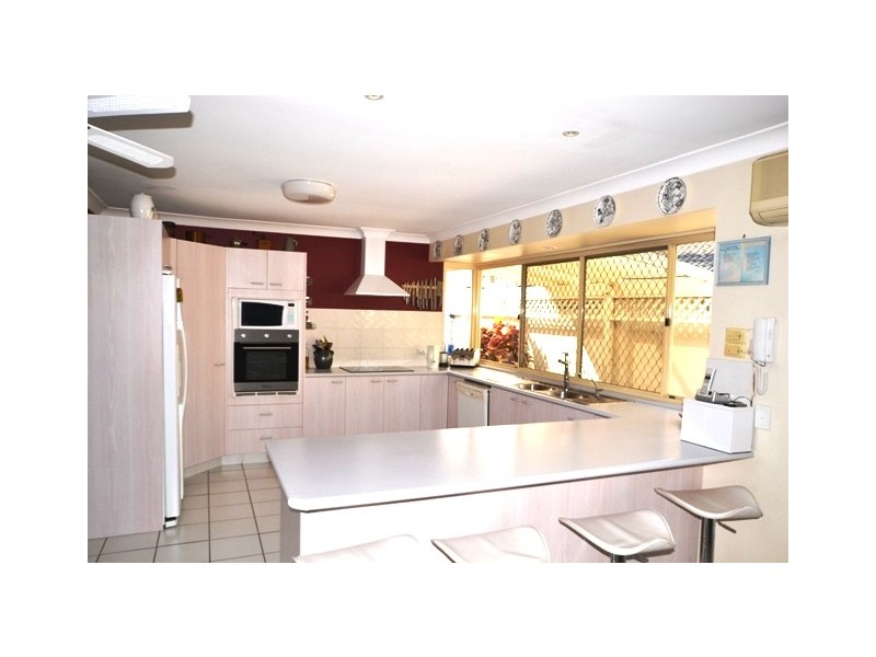 34 Nirvana Street, Runaway Bay QLD 4216