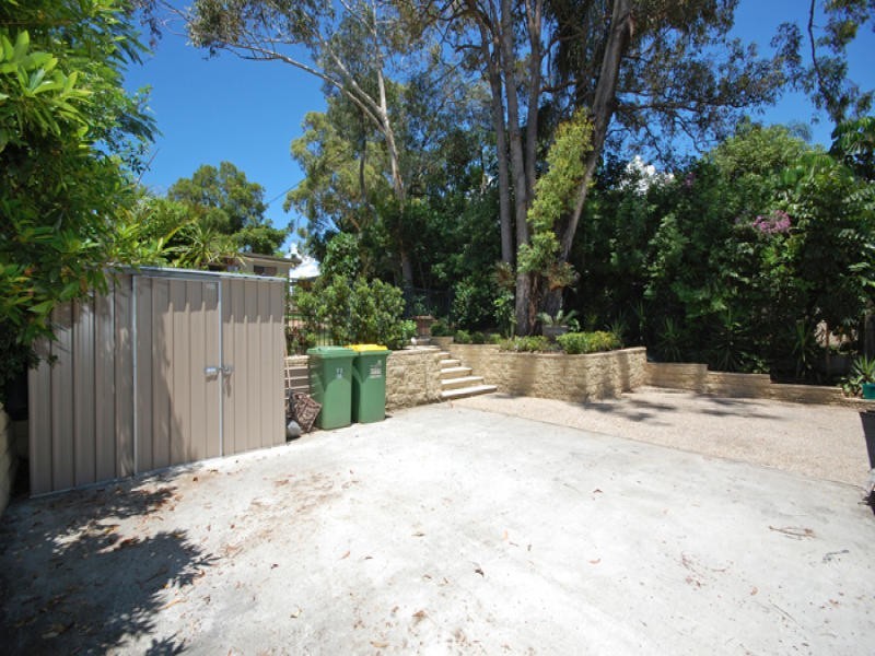 72 Benowa Road, Southport QLD 4215