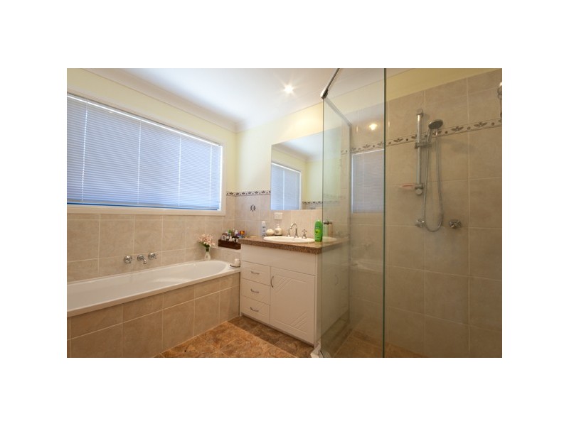 34 Oxley Drive, Paradise Point QLD 4216