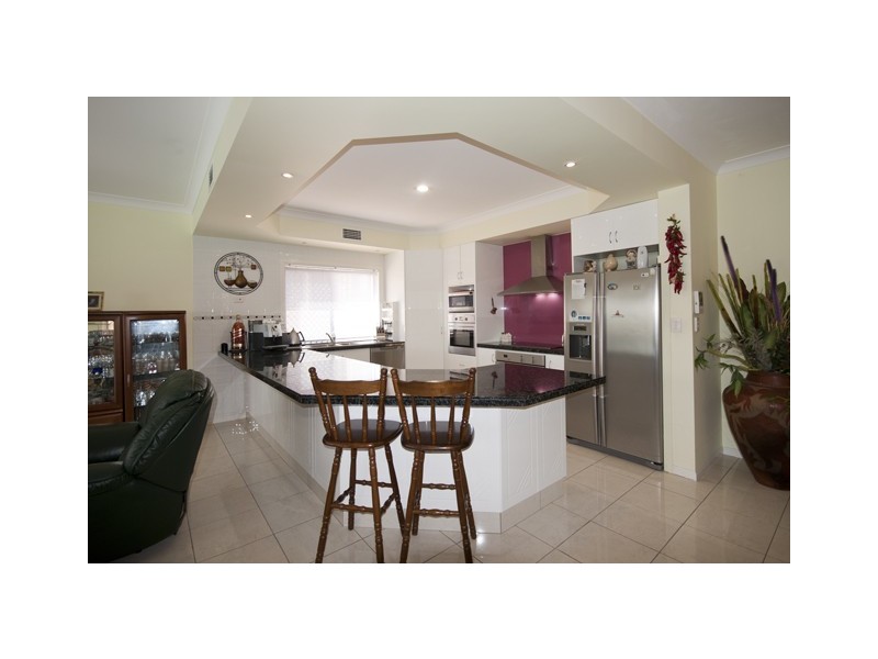 34 Oxley Drive, Paradise Point QLD 4216