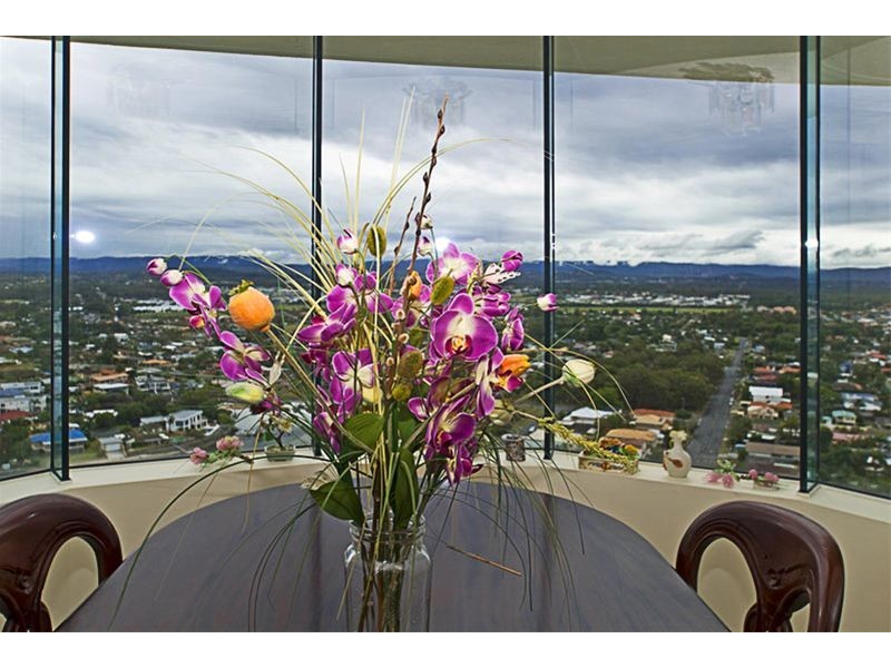 27D/5 Bayview Street, Runaway Bay QLD 4216