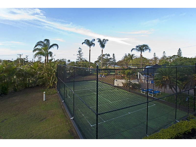 1B/114 Marine Parade, Southport QLD 4215