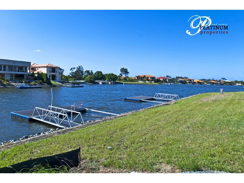 25 Mandolin Avenue, Hope Island QLD 4212
