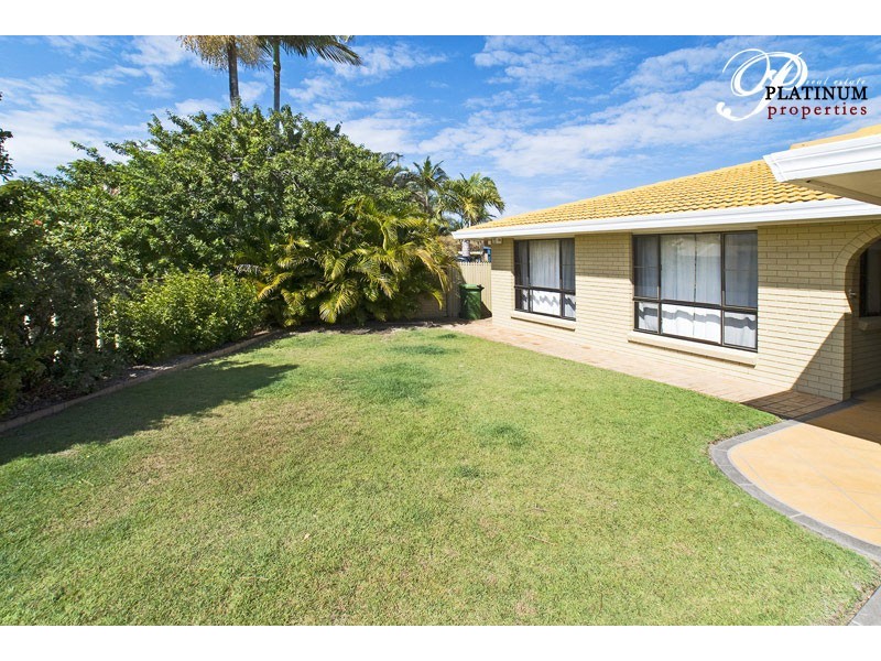 72 O’Grady Drive, Paradise Point QLD 4216