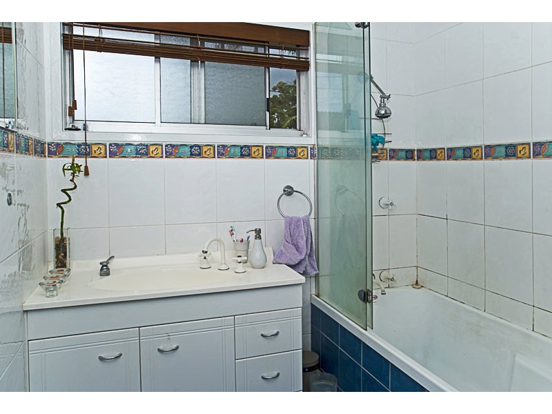 33 Windsor Place, Molendinar QLD 4214