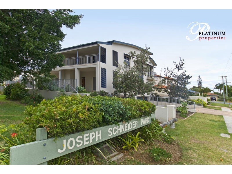 1/3 Joseph Street, Runaway Bay QLD 4216