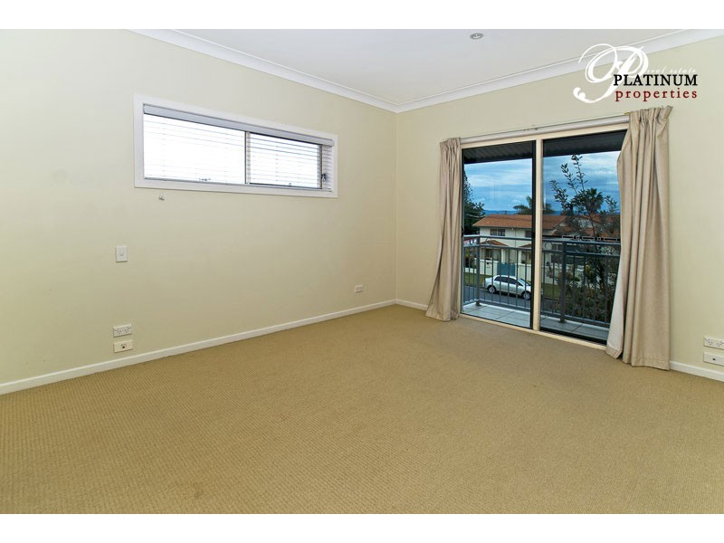 1/3 Joseph Street, Runaway Bay QLD 4216