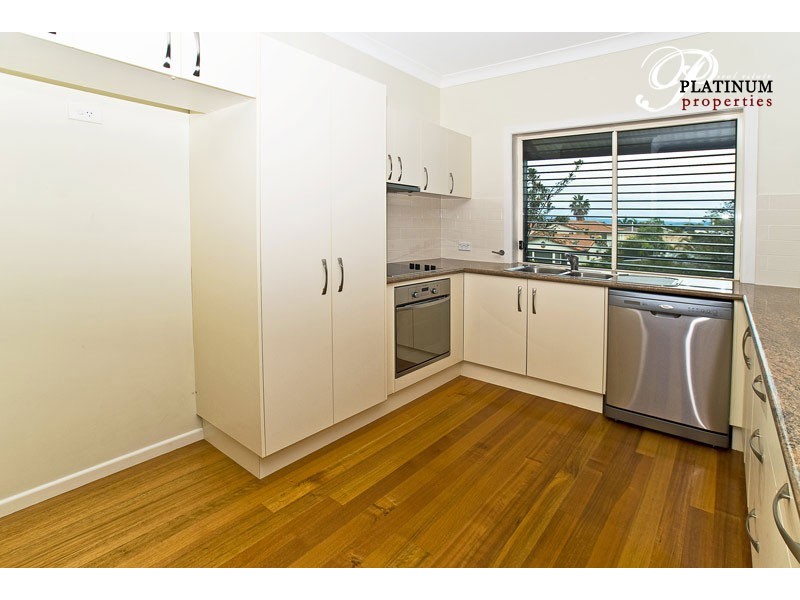 1/3 Joseph Street, Runaway Bay QLD 4216