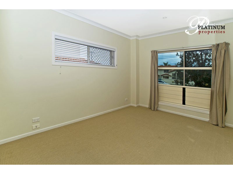 1/3 Joseph Street, Runaway Bay QLD 4216