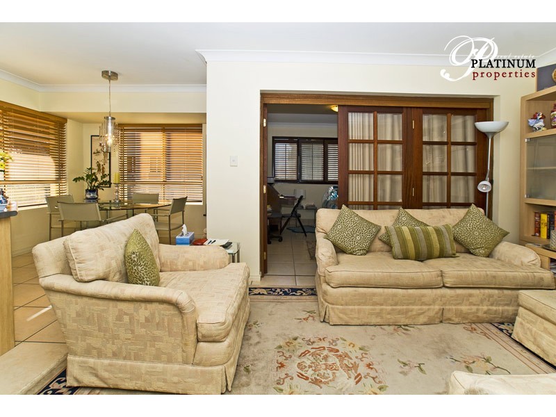 7/89 Bayview Street, Runaway Bay QLD 4216