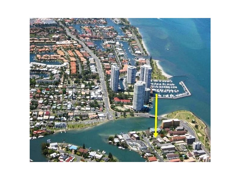 2/6 Vernia Place, Biggera Waters QLD 4216