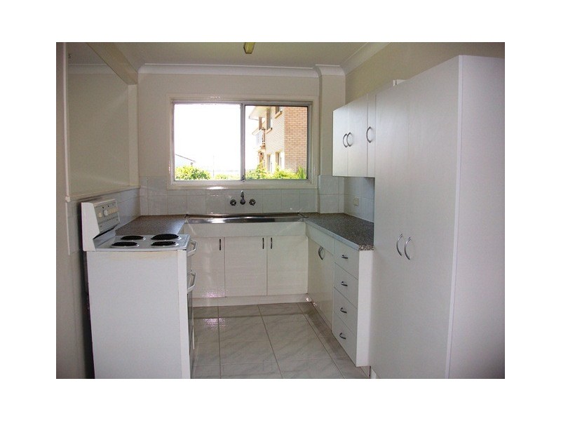 2/6 Vernia Place, Biggera Waters QLD 4216