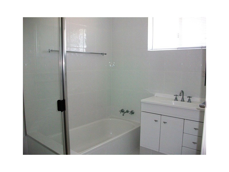 2/6 Vernia Place, Biggera Waters QLD 4216