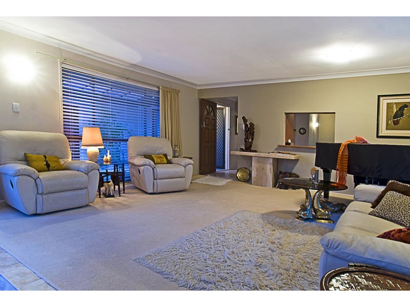 72 Bayview Street, Runaway Bay QLD 4216