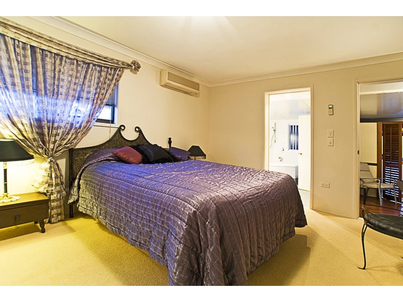 72 Bayview Street, Runaway Bay QLD 4216