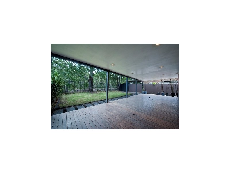 1/80 Kangaroo Avenue, Coombabah QLD 4216