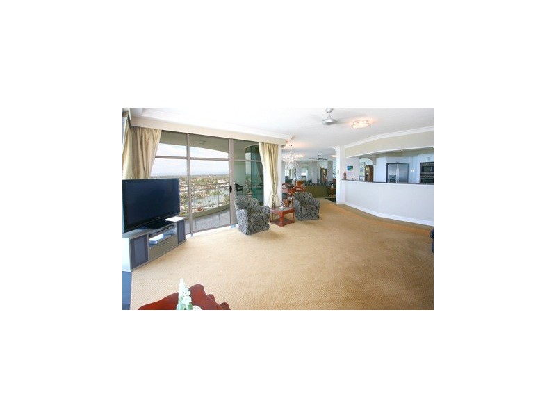 18B/5 Bayview Street, Runaway Bay QLD 4216