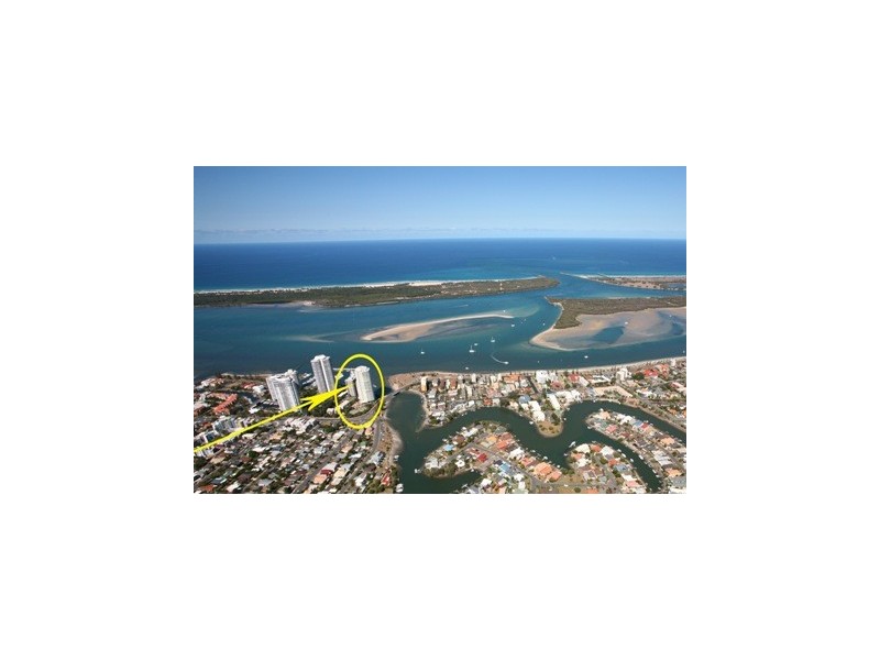 18B/5 Bayview Street, Runaway Bay QLD 4216