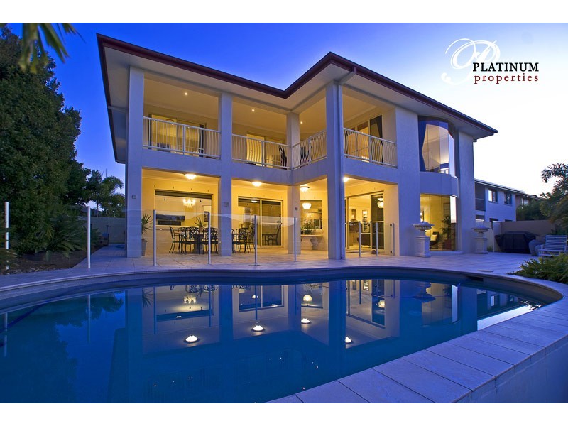 9 Pipers Point, Helensvale QLD 4212